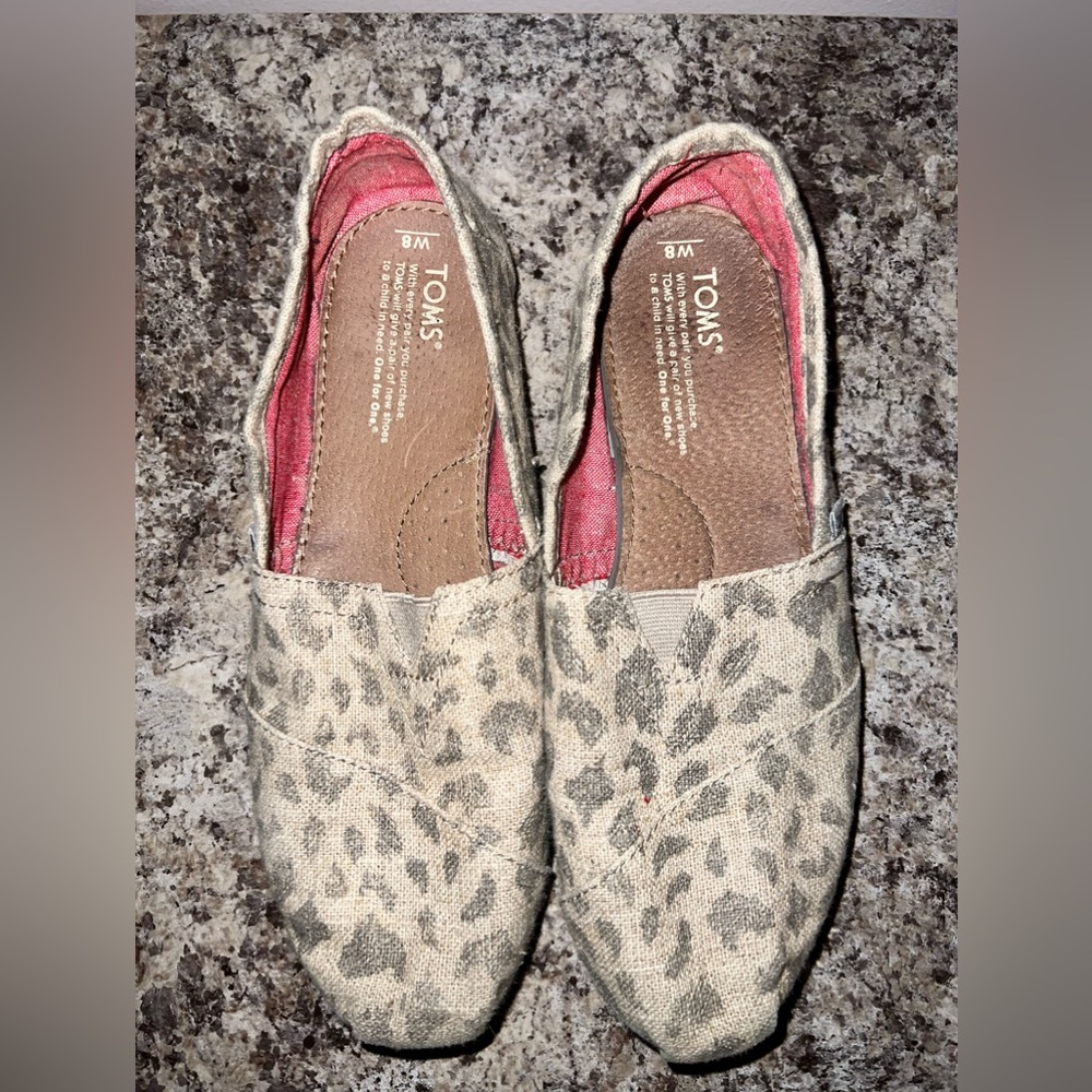 Leopard Toms